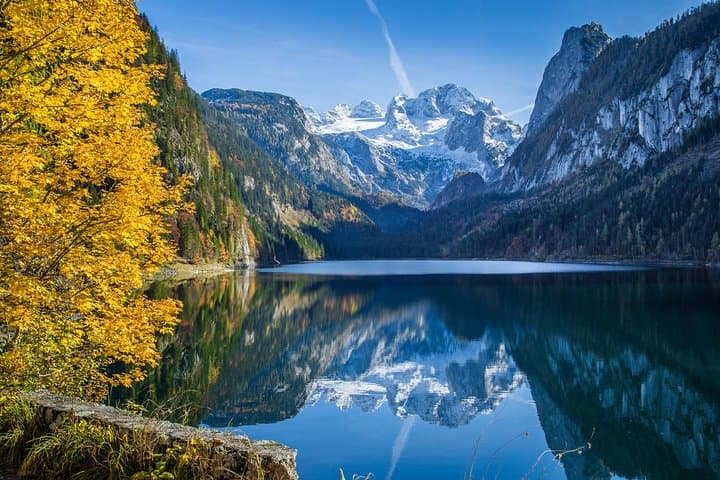 Hallstatt Tour with Visit of the 5fingers Viewing Platform or the Salt Mine