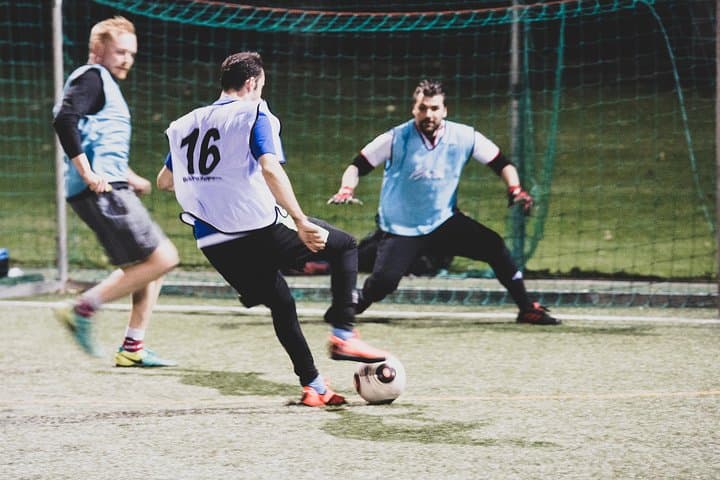 Play Football Friendly in Vienna