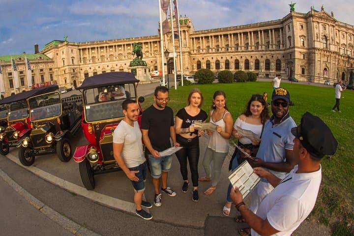 Vienna: Silver Tour (30 min) Vienna City Center Sightseeing Tour