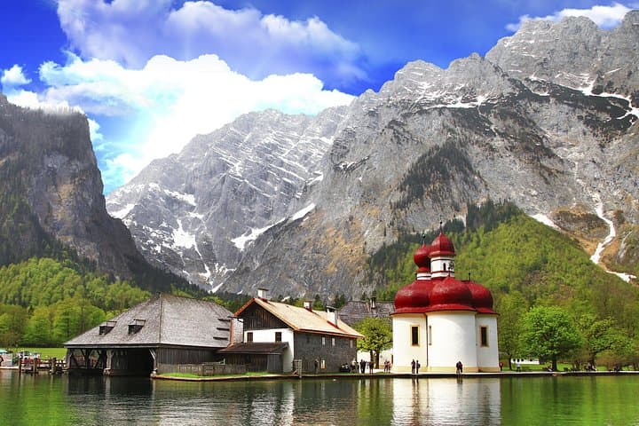 Private Eagle's Nest and King's Lake Tour from Salzburg