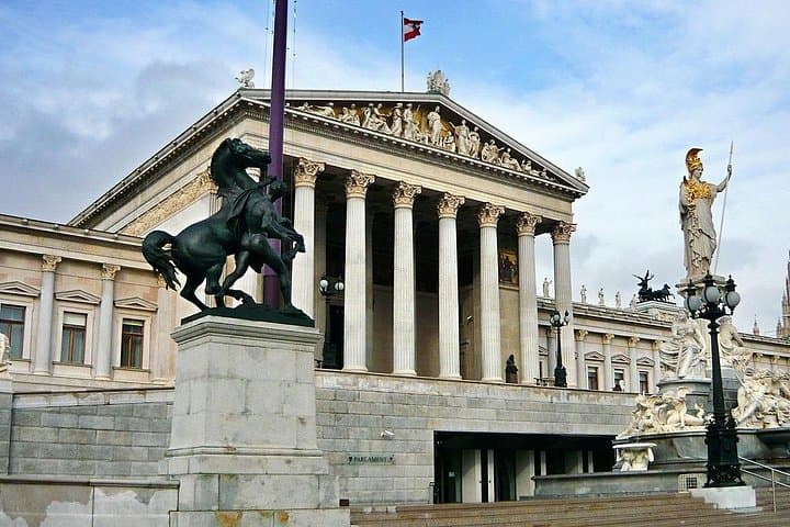 Private Vienna Historical Landmarks Tour