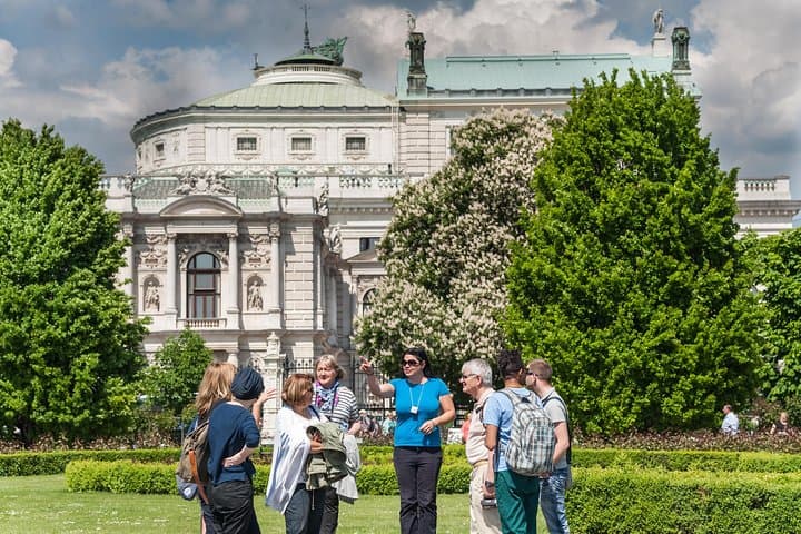 Vienna at a glance - Highlights with Sandra Blum