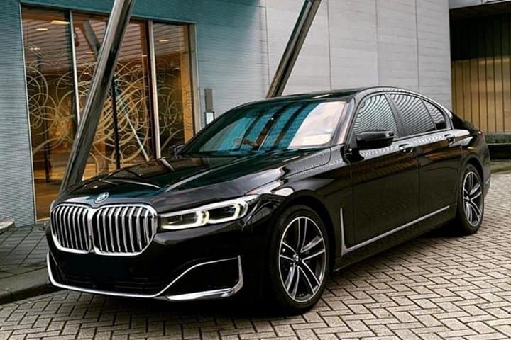 Luxury Car