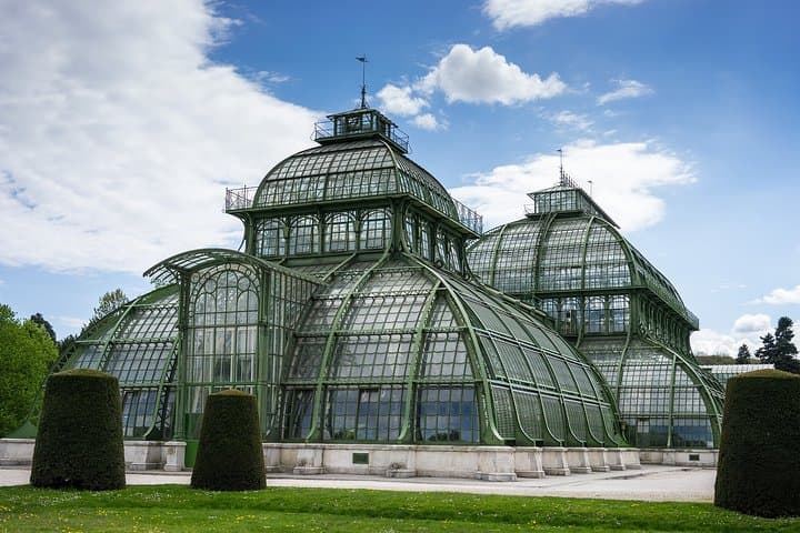 Private Tour of Vienna - Sightseeing, Food & Culture with a local
