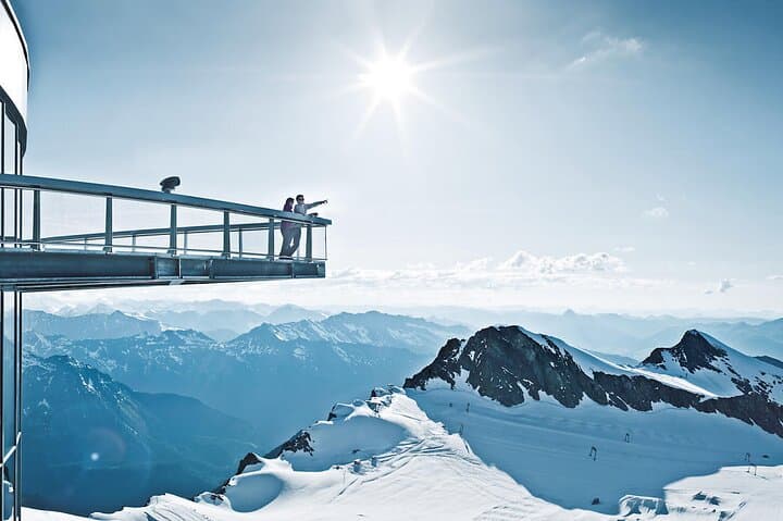 Glacier / Top of Salzburg at 3000 meters