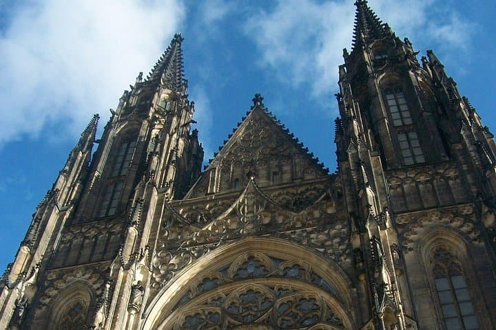 Full-Day Private Tour to Prague from Vienna with Licensed Guide