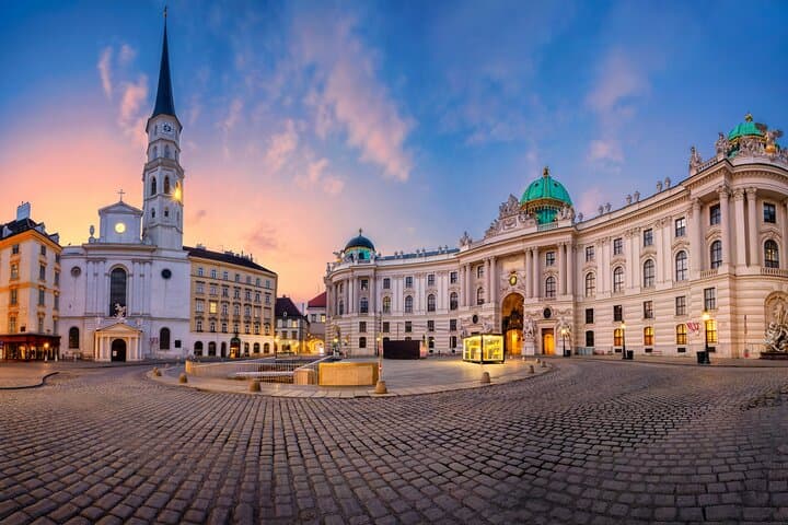 Vienna Scavenger Hunt & Highlights Self-Guided Walking Tour