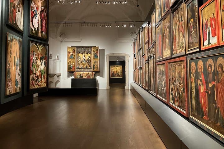 Private Tour of Belvedere with Art Historian Guide and Tickets