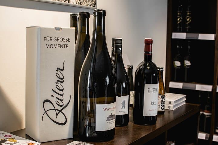 Guided Wine Tasting in a Hidden Wine Bar
