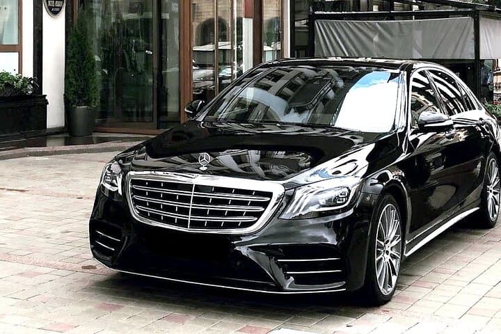 Airport Transfer: Salzburg Airport SZG to Salzburg by Luxury Car