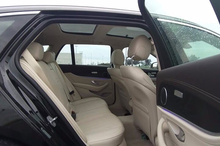 Vienna Downtown to Vienna Intl Airport (VIE) - Departure Private Transfer