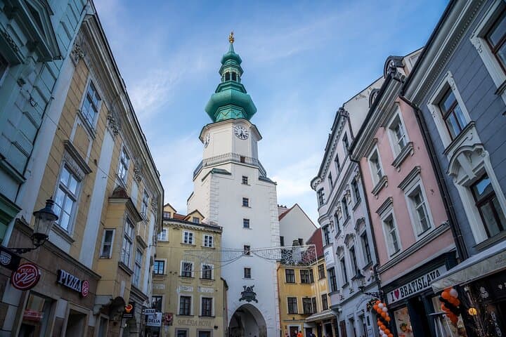 Private Transfer From Vienna To Bratislava, 2h Stop in SchlossHof
