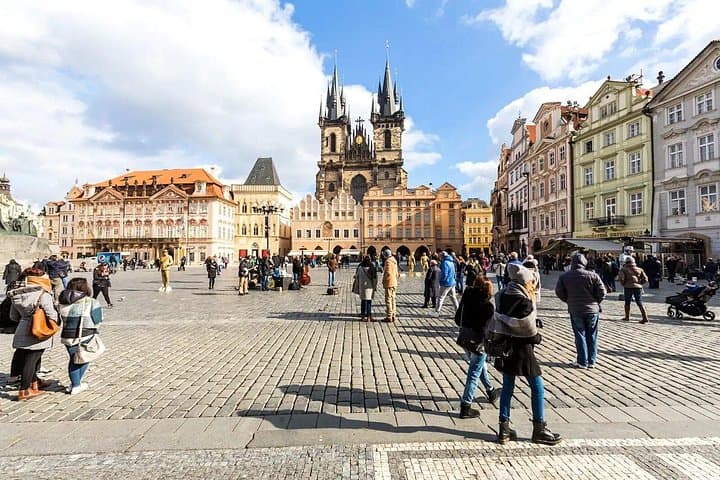 Vienna to Salzburg, Munich & Prague: Private 3-Day Tour & Lunch