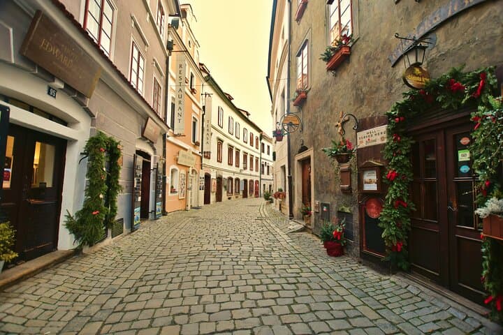 Private day trip from Linz to Cesky Krumlov and back