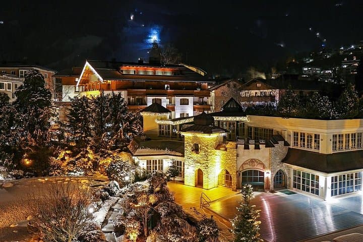 Zell am See Christmas Magic: A Private Walking Tour