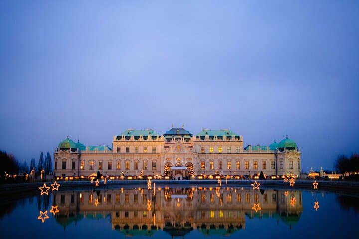 3 Hours Private Beldevere Museum Walking Tour