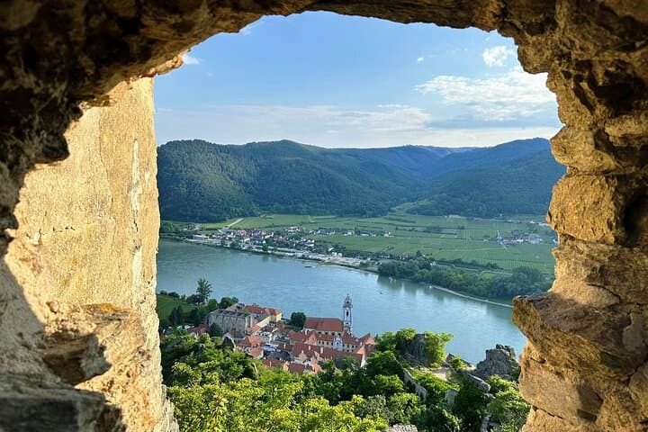 Wachau Valley Kayak & Wine Tour