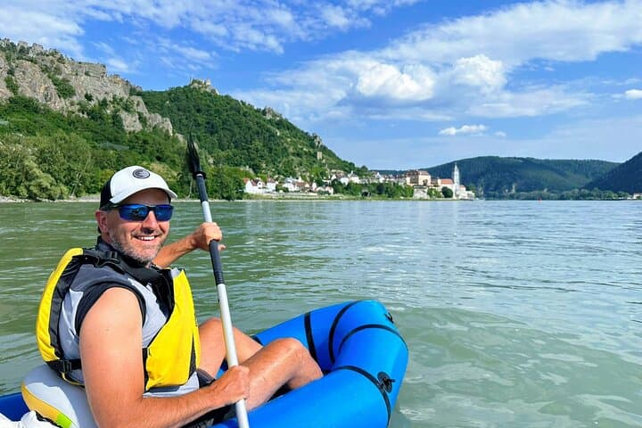 Wachau Valley Kayak & Wine Tour