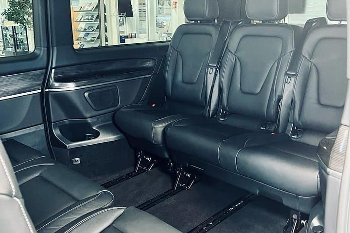 Full Day Private Tour to Budapest in a Luxury Car with Pickup