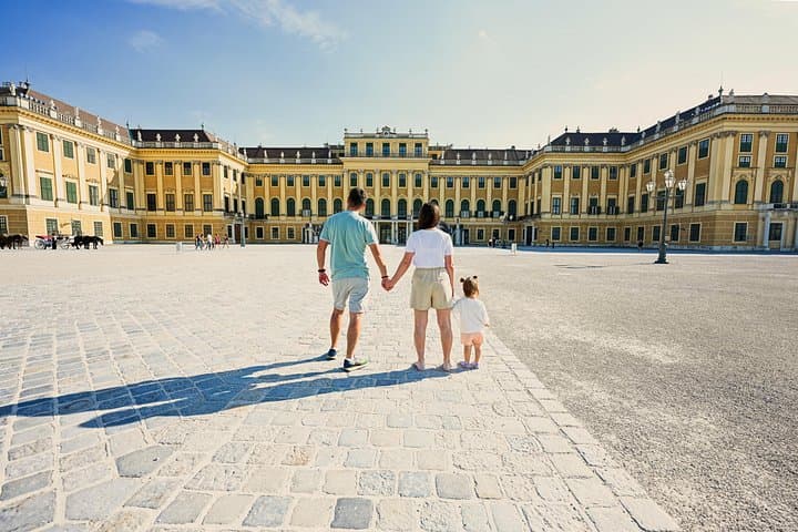 Vienna City Highlights Private Guided Tour for Kids and Families