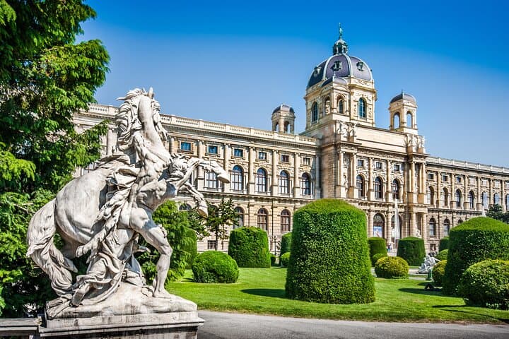 Vienna City Highlights Private Tour with Official Guide