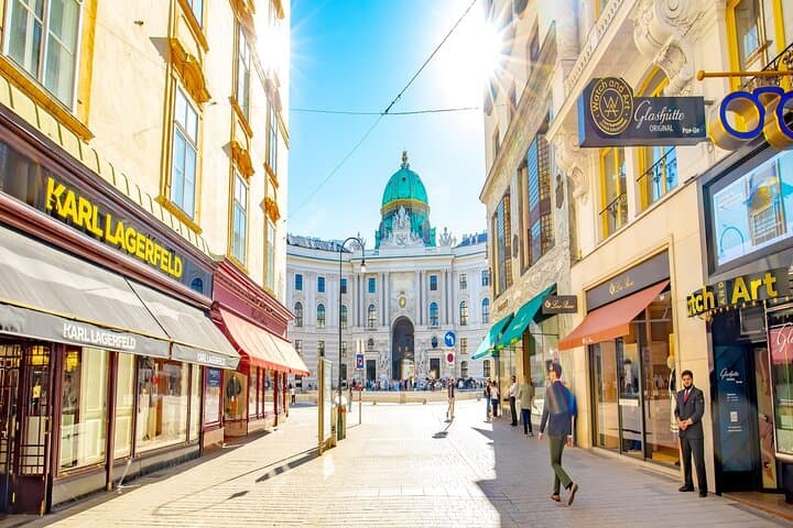 Vienna's Old Town and Attractions Self-Guided Tour Booklet
