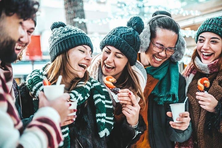 Festive Christmas Private Walking Tour in St. Gilgen