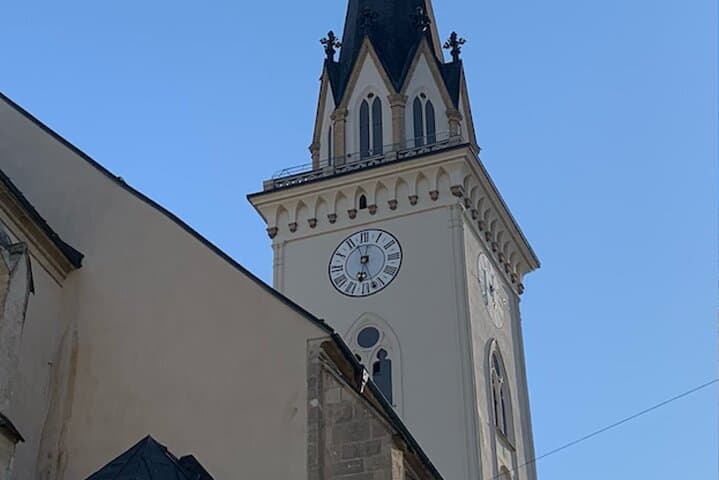 Villach Self-Guided City Walking Tour & Scavenger Hunt