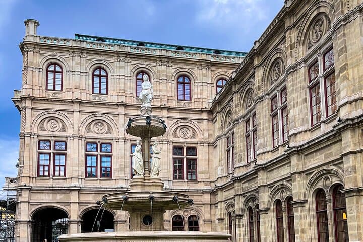 30-Minute Express Photoshoot in Vienna