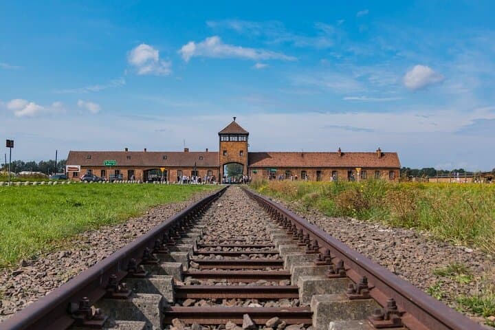 Private Tour to Auschwitz Birkenau from Vienna