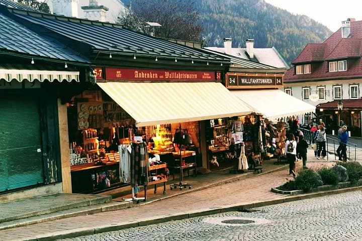 Vienna: Private tour to Mariazell