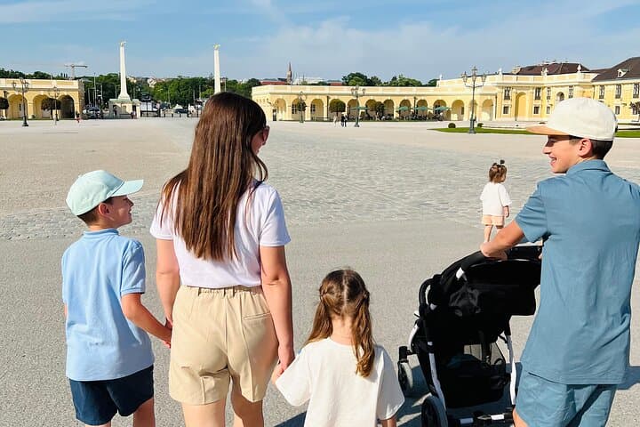 Kid Friendly Vienna Schönbrunn Palace Guided Tour with Gardens