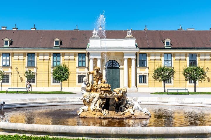 Kid Friendly Vienna Schönbrunn Palace Guided Tour with Gardens