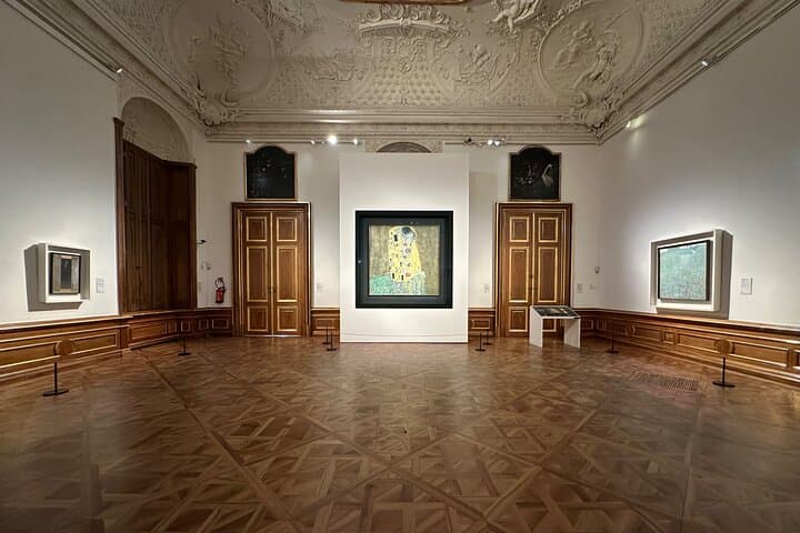 Private Themed Tour of the Belvedere with an Art Historian: "The Kiss" by Gustav Klimt: how it became the Symbol of the Viennese Art