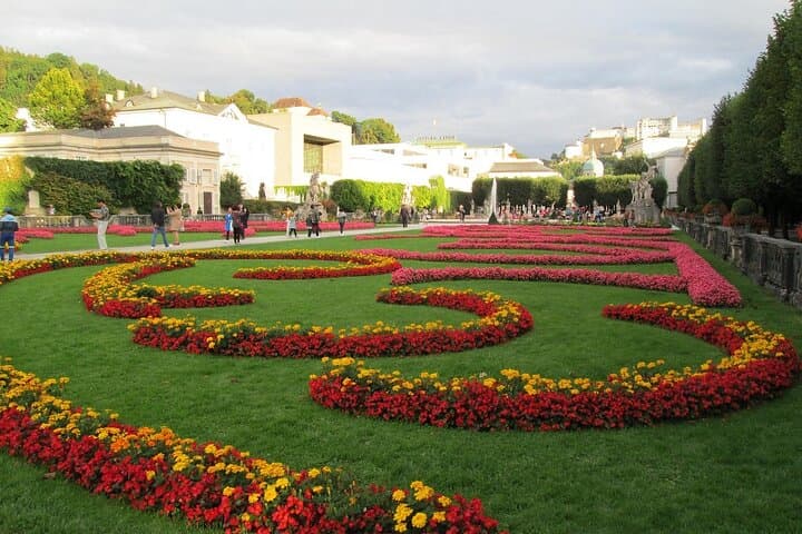 Austria Day Tour with Historic and Natural Sights