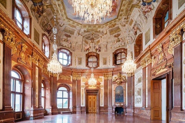 Upper Belvedere Palace Entrance and Live Guided Tour