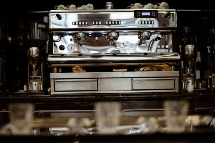 2.5 Hours Viennese Coffee House Culture Tour with Tastings