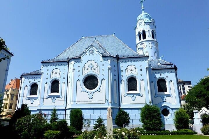 Budapest and Bratislava private day tour from Vienna