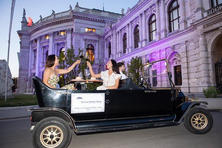 Romantic Candlelit Dinner Tour Through Vienna in a Classic Oldtimer