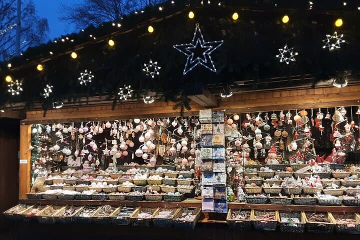 Christmas Markets & Shopping in Vienna