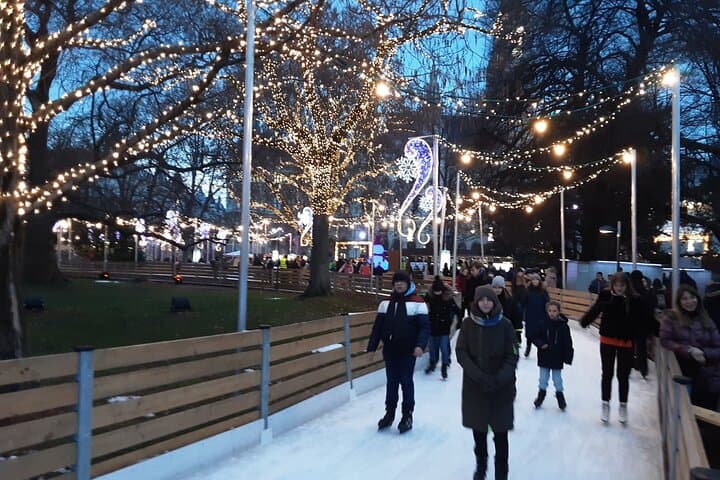 Christmas Markets & Shopping in Vienna