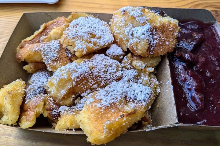 Private Vienna Christmas Market Food Tour