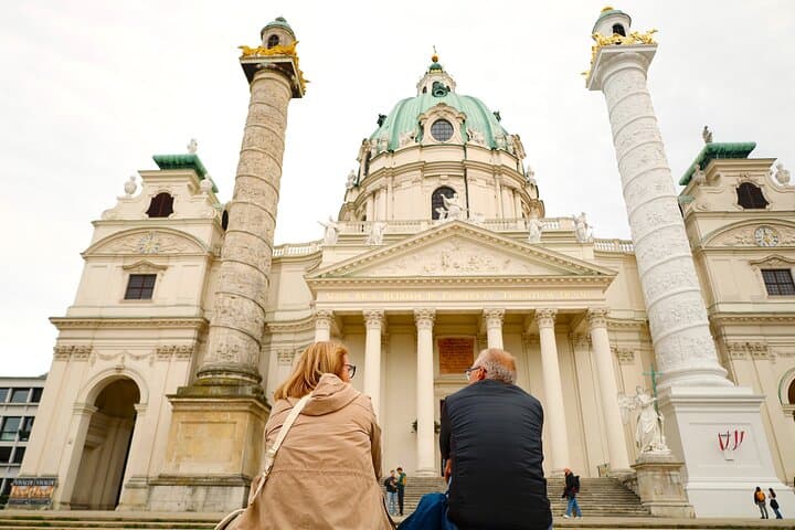 Vienna Sightseeing Private City Tour & Sacher Cake Option