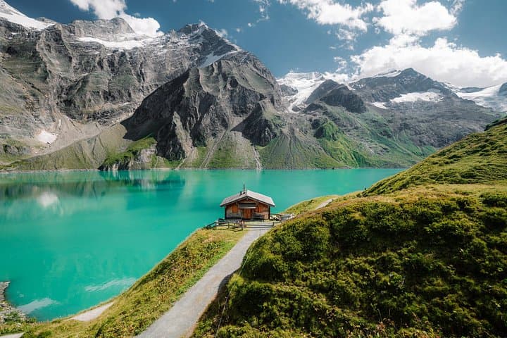 Private Salzburg to Zell am See, Innsbruck, or Kitzbuhel Transfer