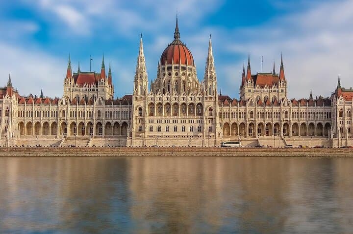 Bratislava and Budapest Private Full Day Trip from Vienna