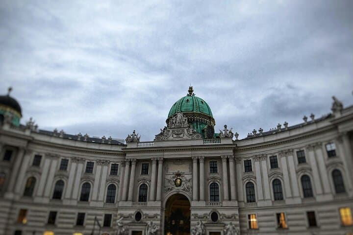 Vienna Day Trip: Explore Bratislava & Budapest with a Guide