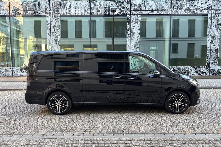 Private Transfer from Sankt Anton am Arlberg to Zurich Airport