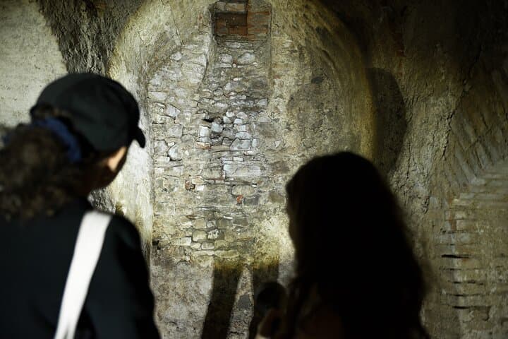 Time travel through the history of the Vienna underworld