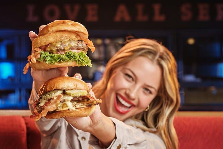 Hard Rock Cafe Vienna with Set Menu for Lunch or Dinner