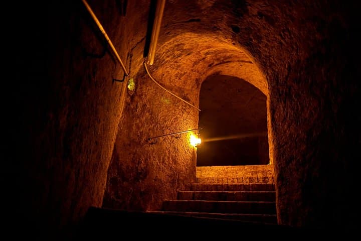 Time travel through the history of the Vienna underworld